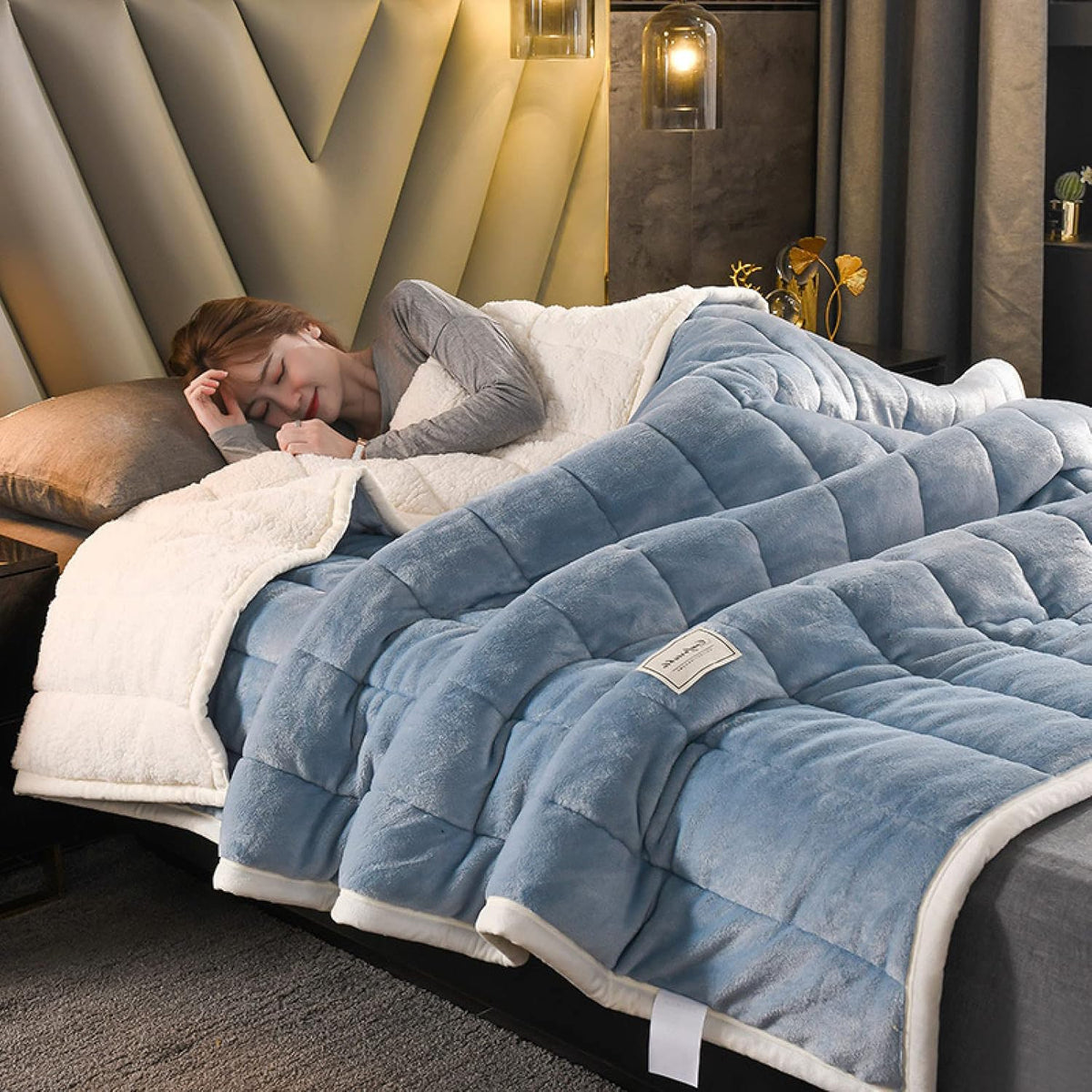 Extra Warm Plush Fleece Blanket, Non-Electric and Machine Washable
