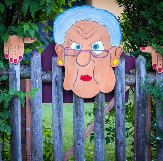 Funny Garden Lady and Man Yard Decor