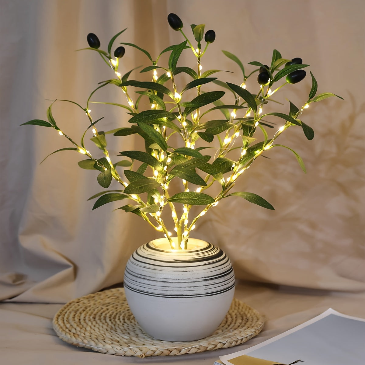 Stylish Green Leaf LED Desk Lamp - Cofik