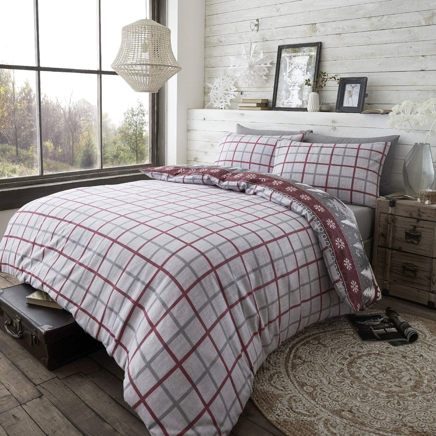 Winter Holiday Reversible Duvet Cover Set