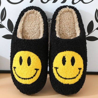 FLUFFYSMILE – Cozy Winter Slippers with Smiley and Thickened Silicone Sole