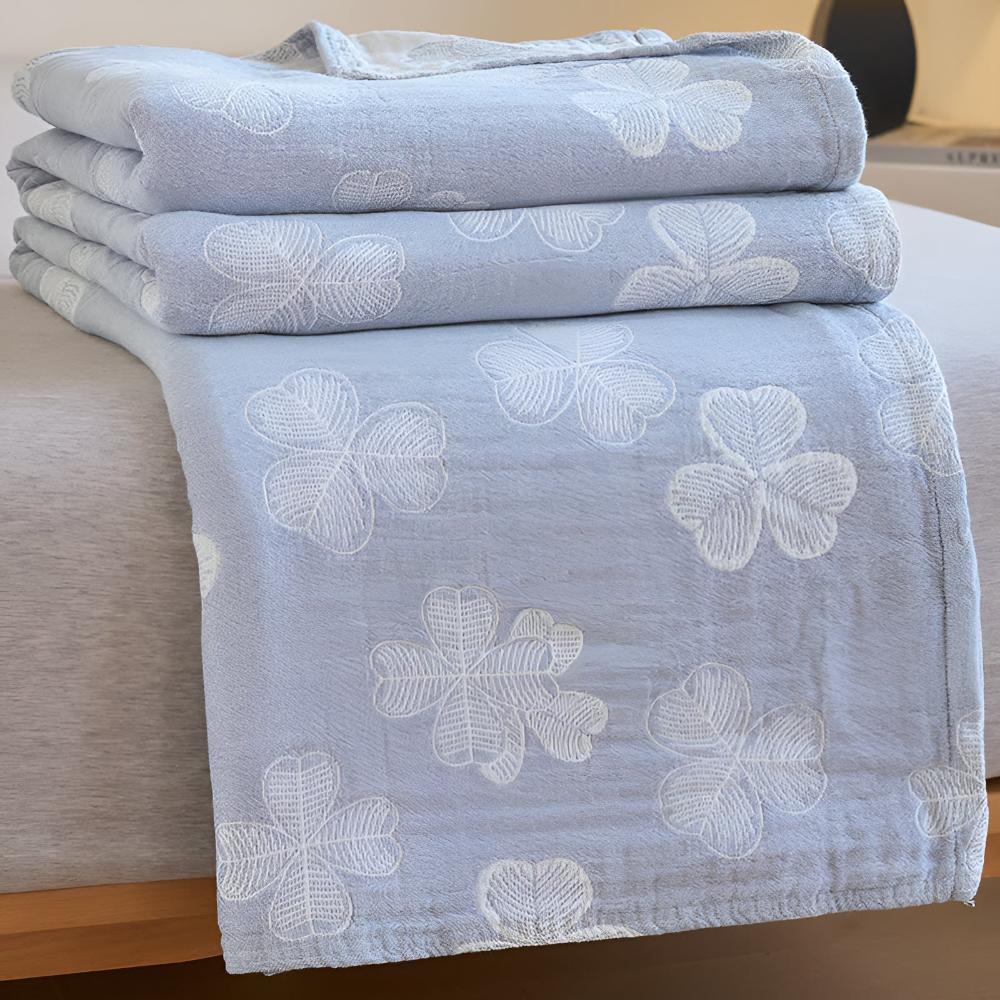 Four-Leaf Clover Cotton Blanket
