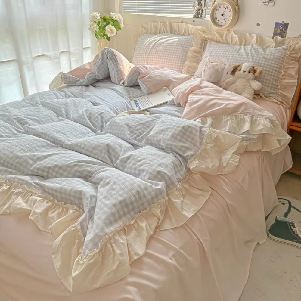 Gingham Check Ruffled Edges Bedding Set