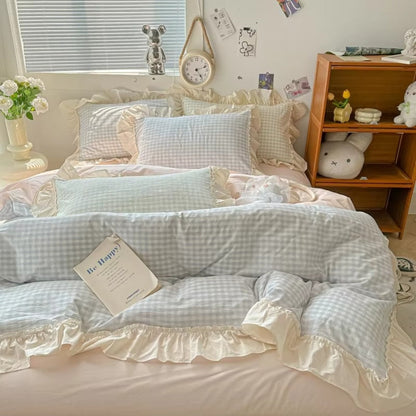 Gingham Check Ruffled Edges Bedding Set
