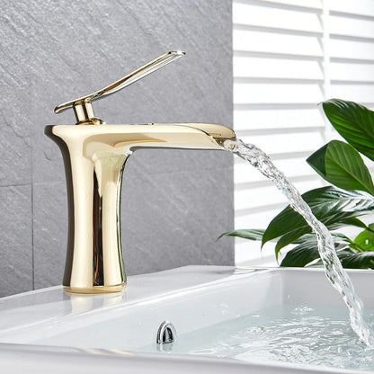 Stylish Bathroom Faucet – Luxury Look