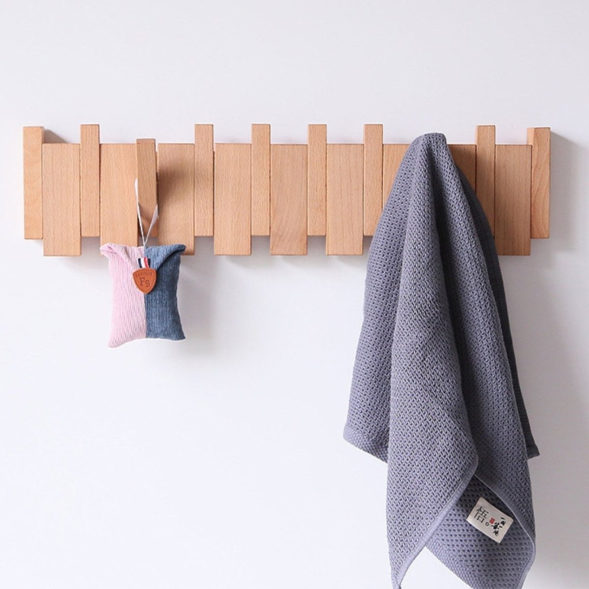 Traditional Wood Wall Hook Rack
