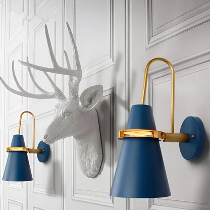 Classic Chic Wall Light