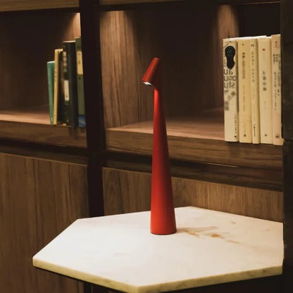 Simple Elegant Desk Light