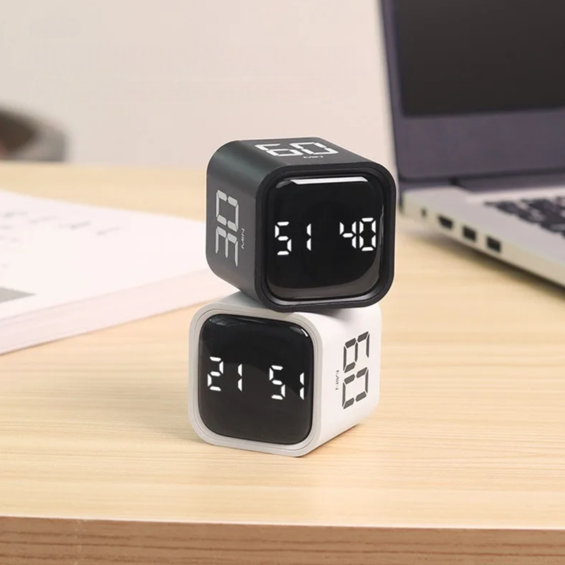 Intelligent Countdown Cube with LED Screen