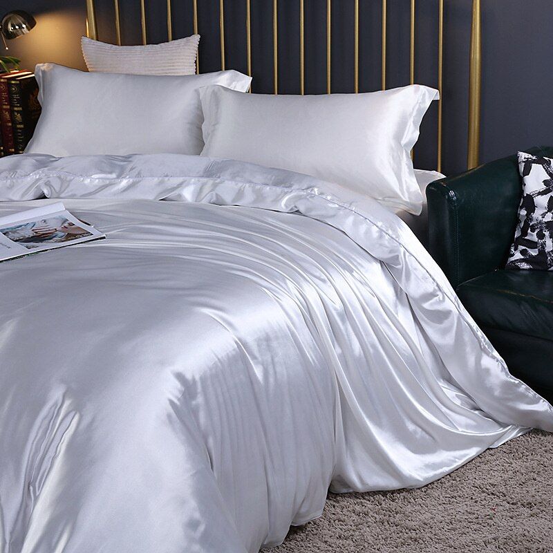 Soft Luxe Bedding Set with Pillowcases and Fitted Sheet - Cofik