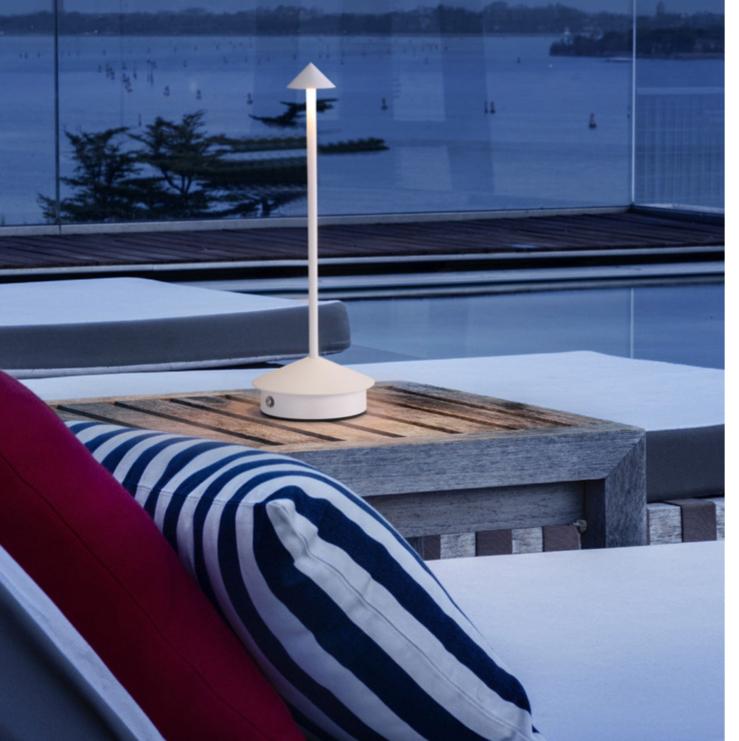 Slim Waterproof Dimmable LED Table Lamp - Cofik