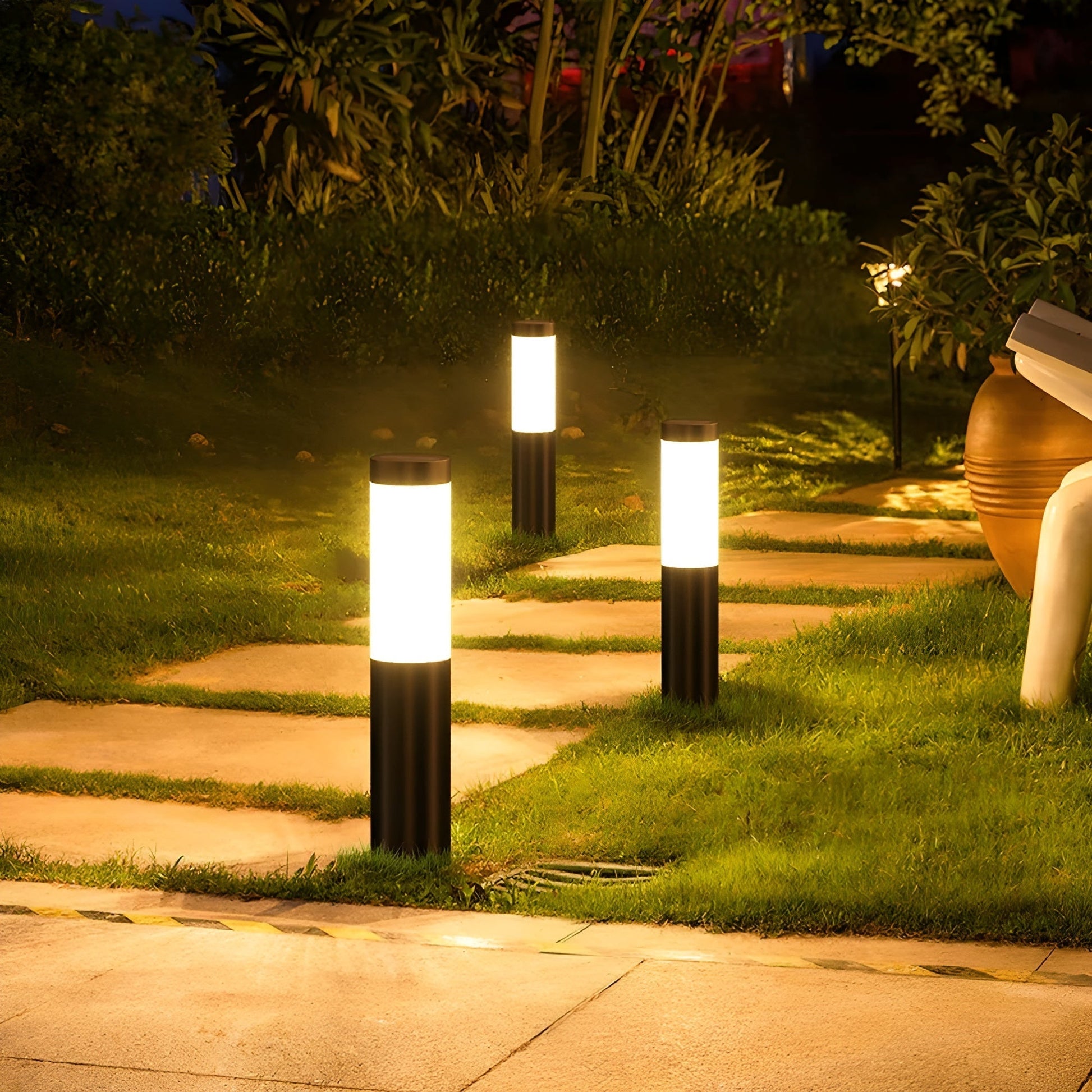 Solar Powered Outdoor LED Garden Light - Cofik