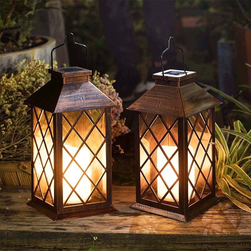 Classic Outdoor Solar Powered Bronze Lantern Lamp