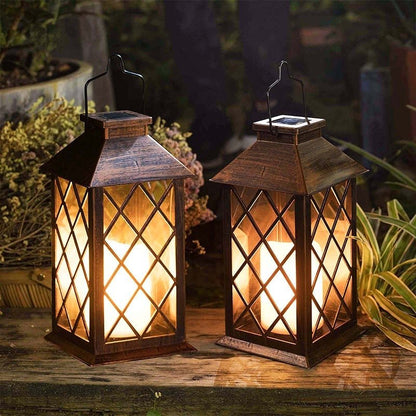 Classic Outdoor Solar Powered Bronze Lantern Lamp