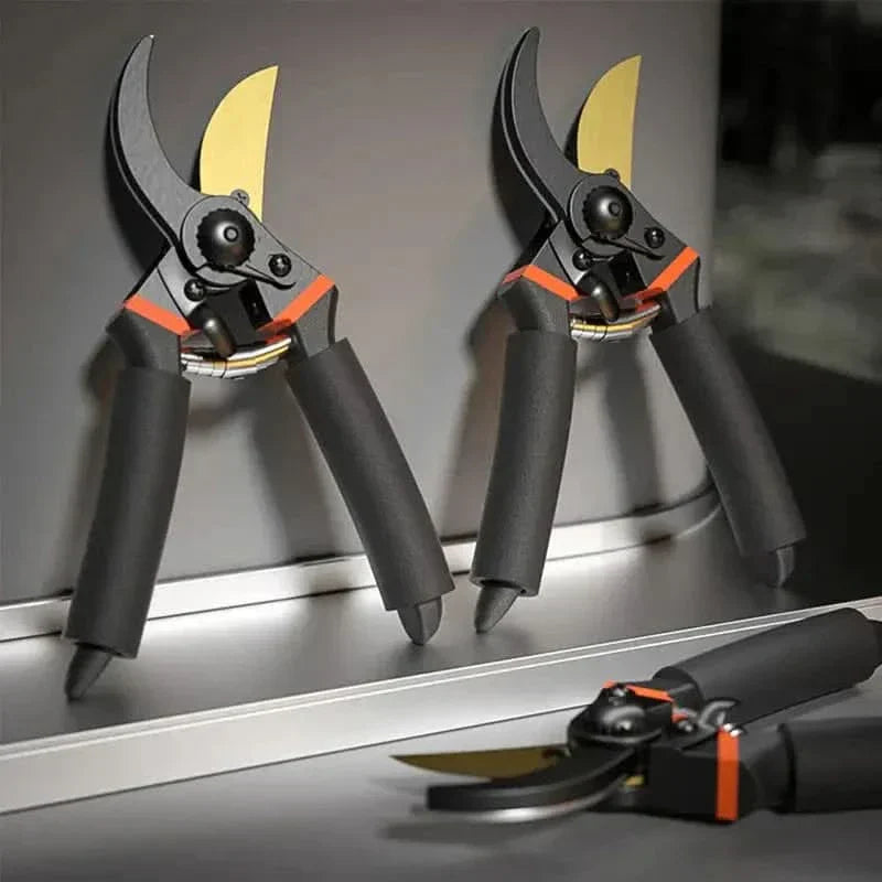 Professional Gardening Scissors with Sharp Metal Blades - Cofik