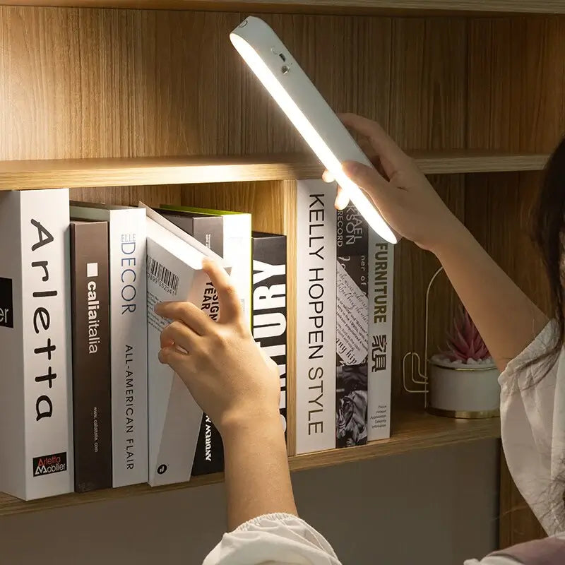 Adjustable LED Desk Light