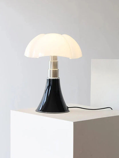 Elegant Floral Table Light