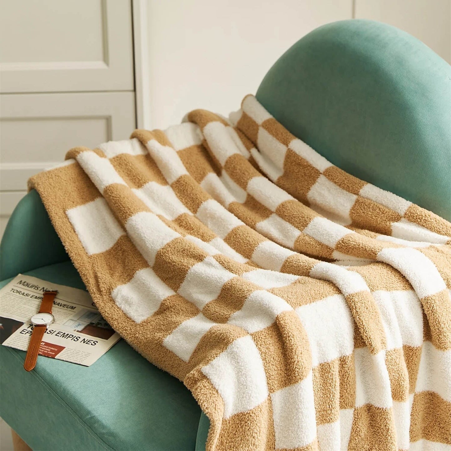 Cozy Checked Throw Blanket
