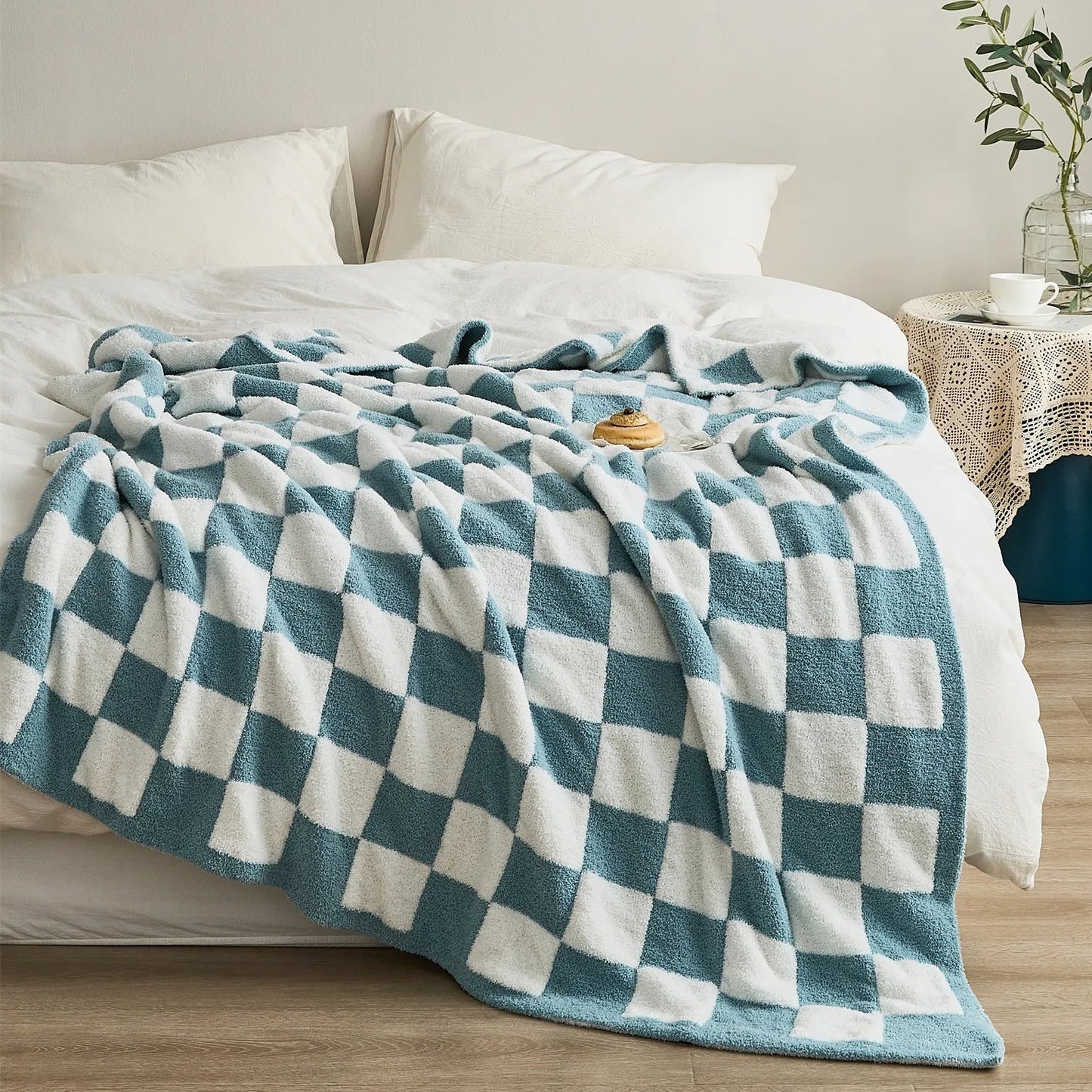 Cozy Checked Throw Blanket