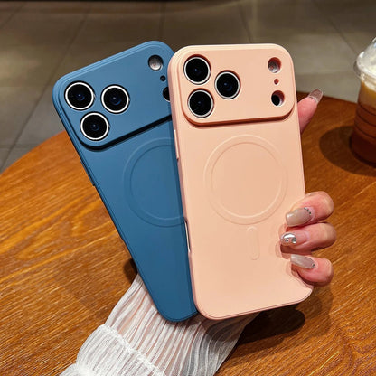 Flexible Magnetic Silicone iPhone 17 Case