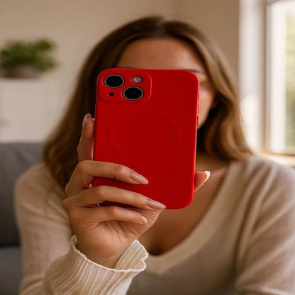 Flexible Magnetic Silicone iPhone 17 Case