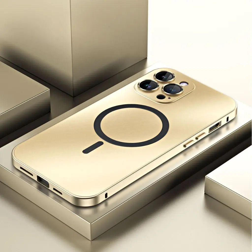 Strong Slim MagSafe Phone Cover