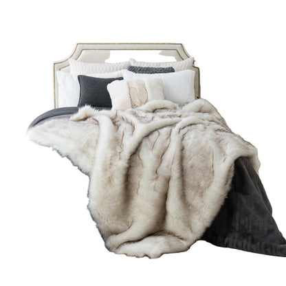 Cozy Fleece Winter Blanket with Soft Fur Trim