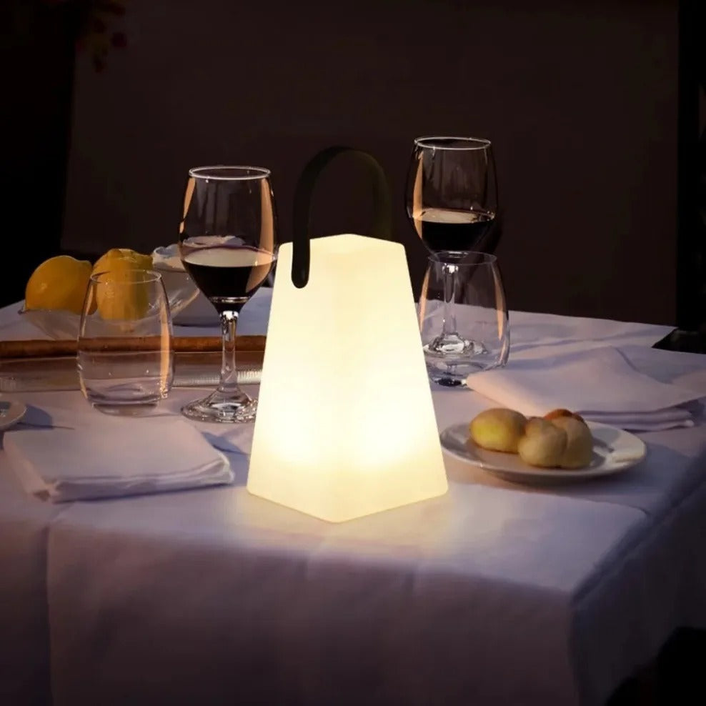 Compact Wireless LED Table Lamp with Remote