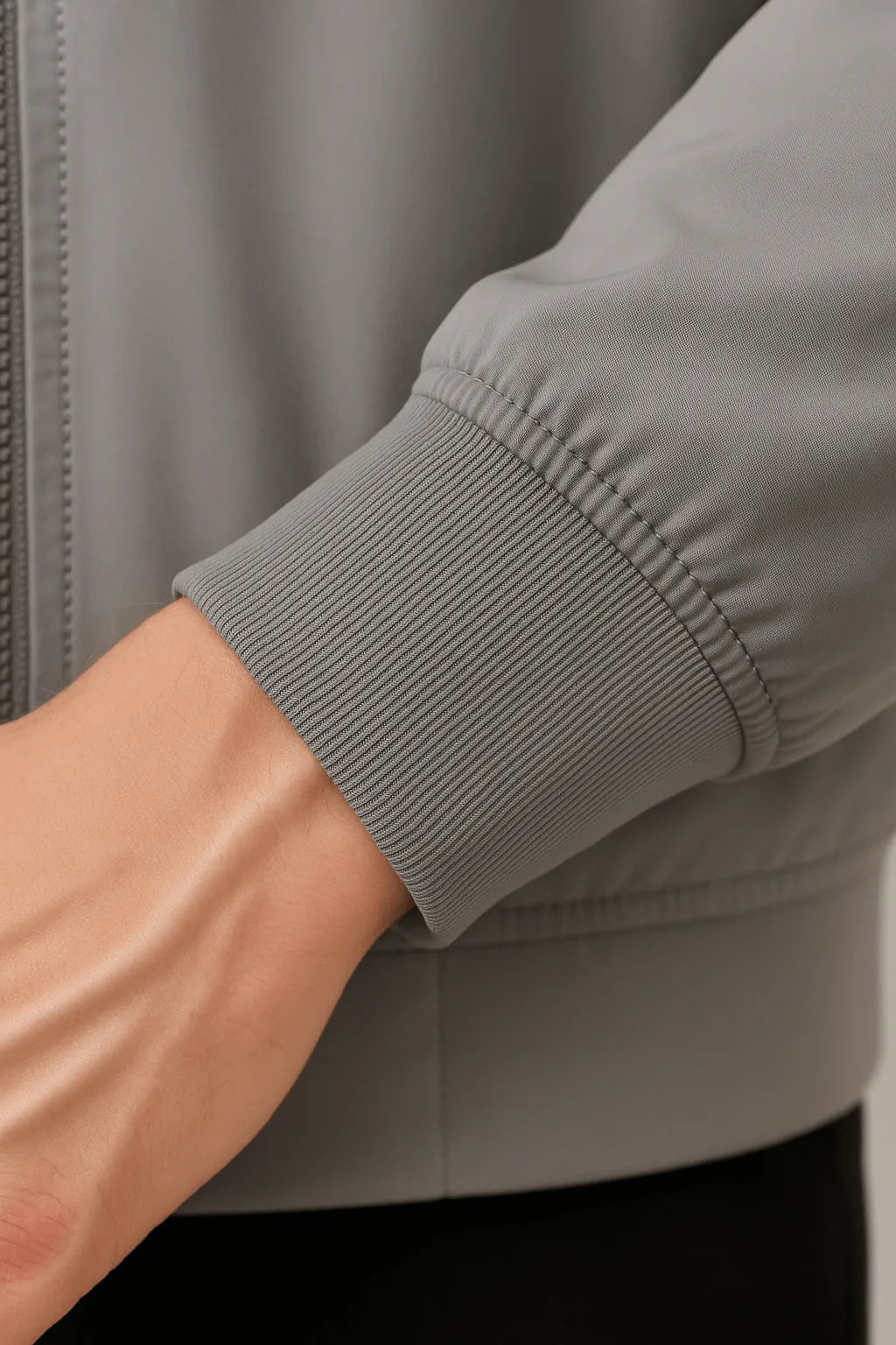 Men's Classic Grey Lightweight Bomber Jacket with Zip and Pockets - Ideal for Transitional Weather