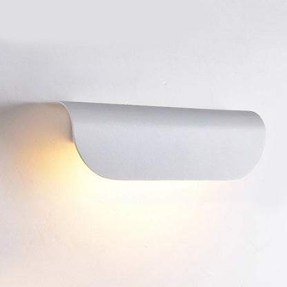 Slim LED Curved Wall Light for Indoor Outdoor Use