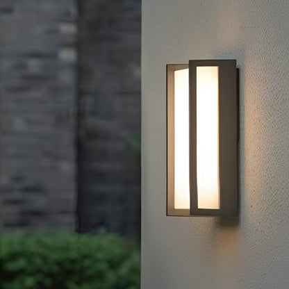 Simple Waterproof Outdoor LED Wall Lamp