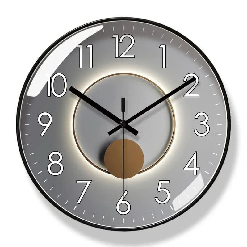 Simple Scandinavian Wooden Clock