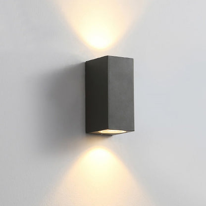 Stylish Outdoor LED Wall Lamp for Patio Garden