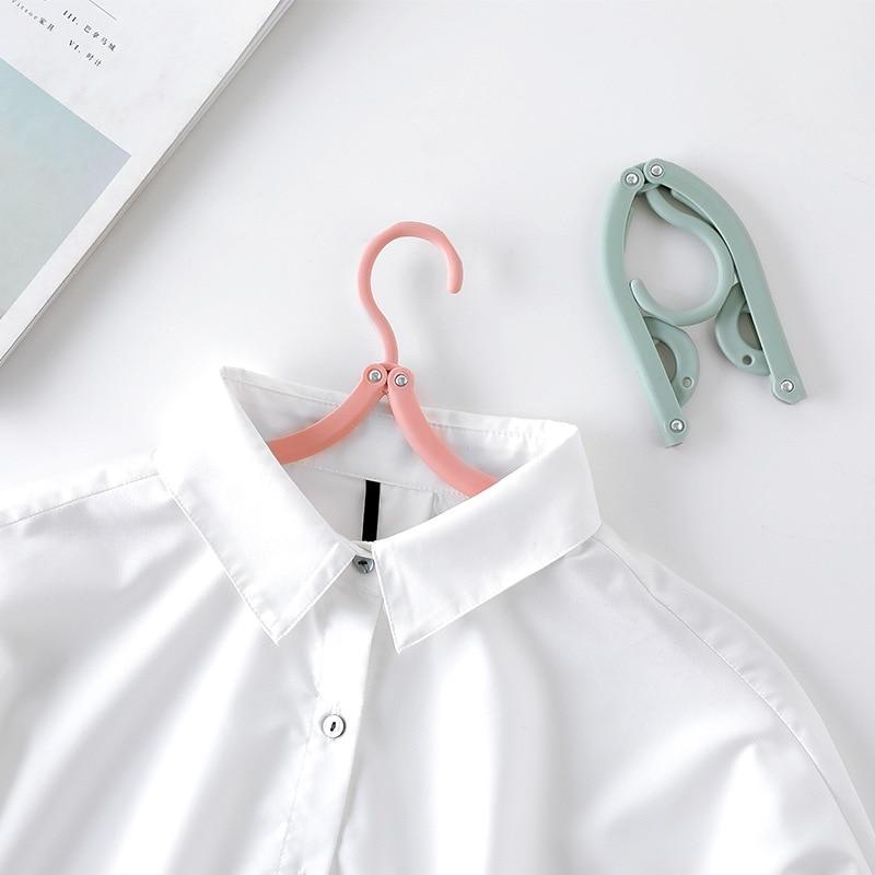 Collapsible Closet Hangers (4 Pack)