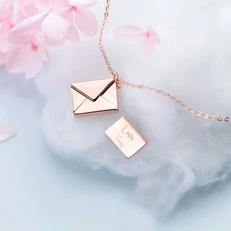 Romantic Heart Pendant Necklace