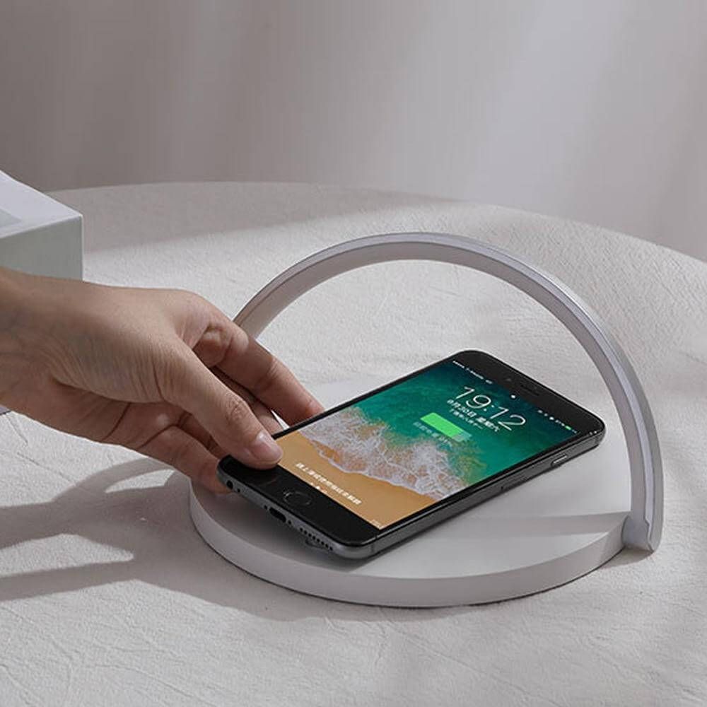 Dual Function Wireless Charging Desk Lamp