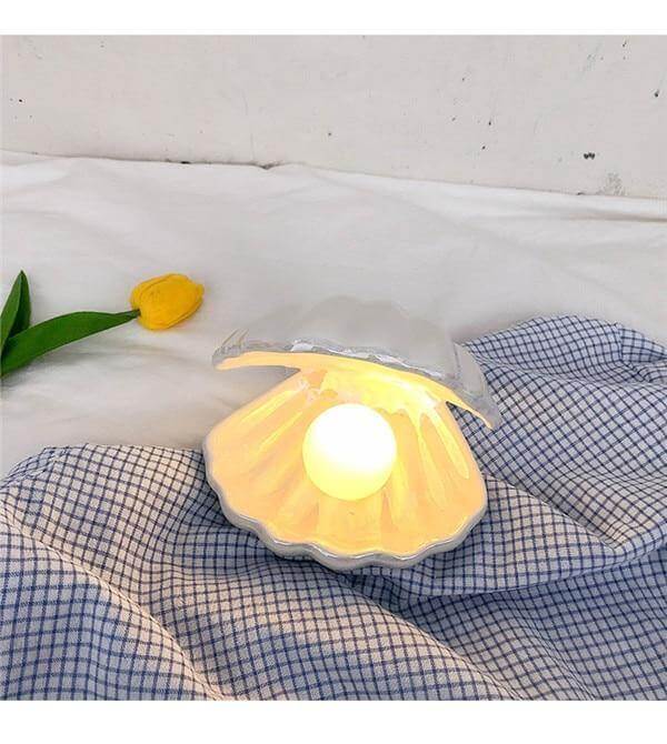 Compact White Shell Table Lamp