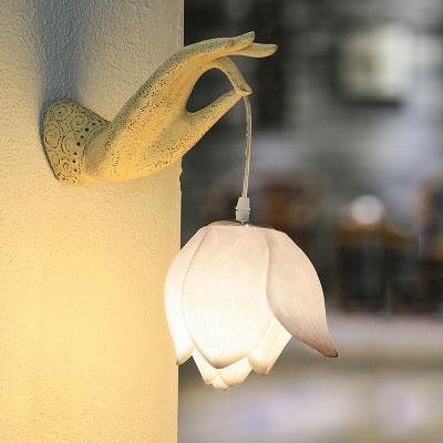 Elegant Asian Style Lotus Wall Light