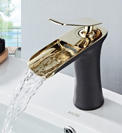 Stylish Bathroom Faucet – Luxury Look
