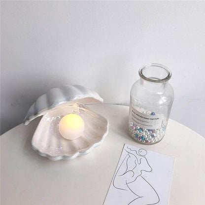 Compact White Shell Table Lamp