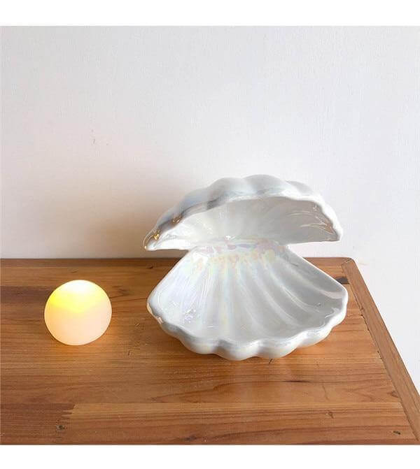 Compact White Shell Table Lamp