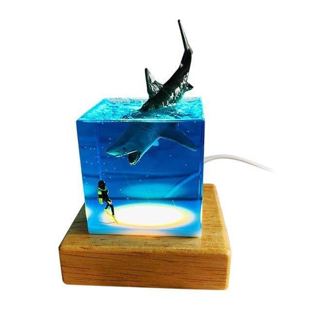 Colorful Shark Diver Table Lamp - Cofik