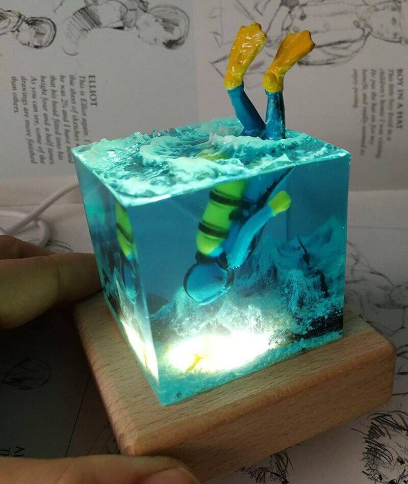 Underwater Diving Table Lamp