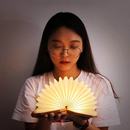 Vintage Style Foldable Wooden USB Table Lamp