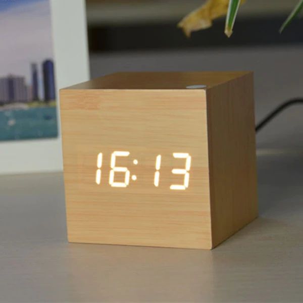 Stylish Wood LED Desk Clock Noxord