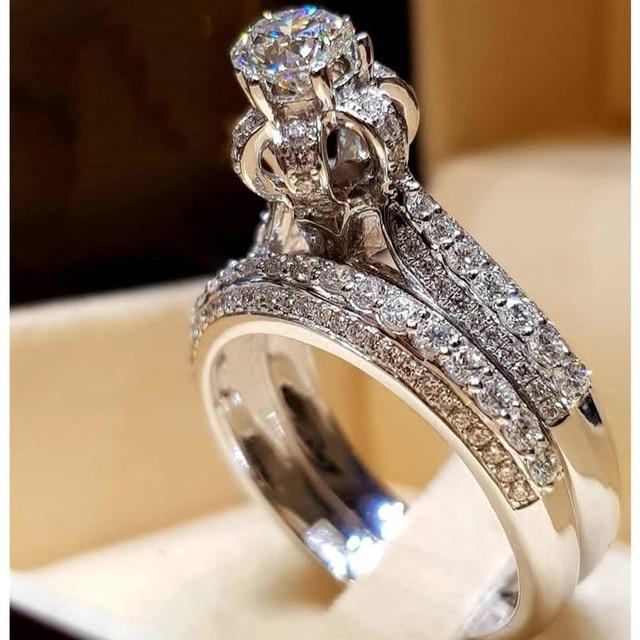 Luxurious Diamond Bridal Ring Set