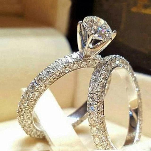 Luxurious Diamond Bridal Ring Set