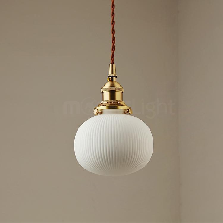 Vintage Style Hanging Lamp
