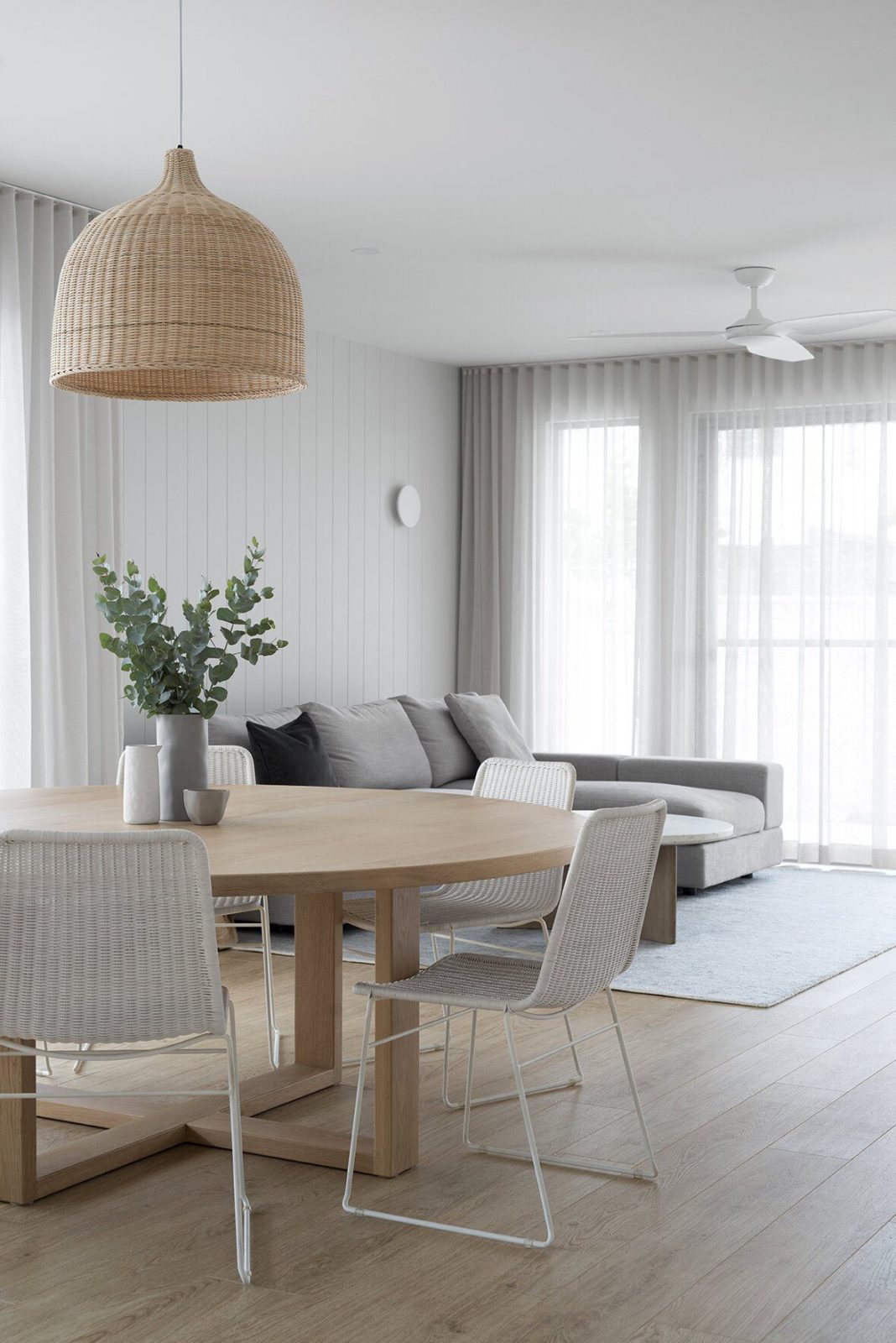 Natural Woven Hanging Lamp