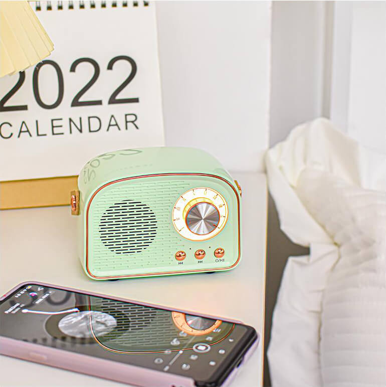 Vintage Round Bluetooth Speaker | Compact Wireless Home Audio